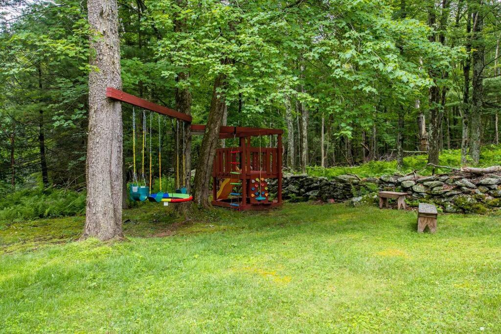 Sunset Estate In The Catskills Монтичело Екстериор снимка