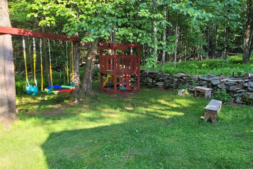 Sunset Estate In The Catskills Монтичело Екстериор снимка