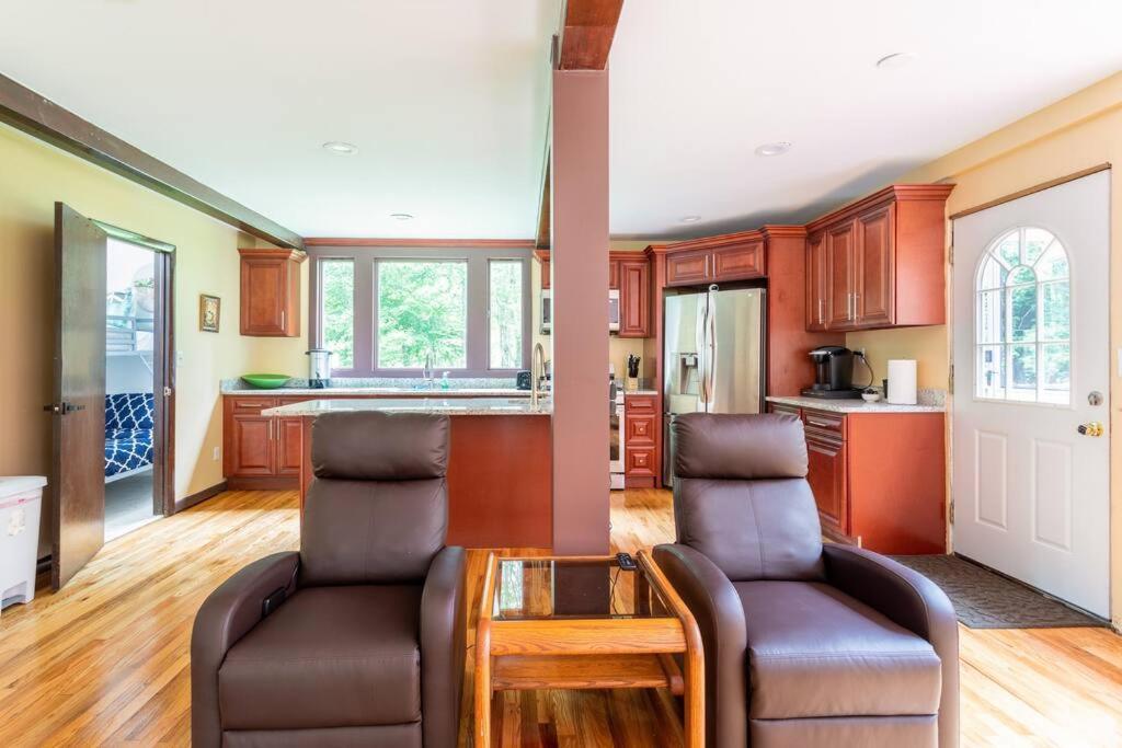 Sunset Estate In The Catskills Монтичело Екстериор снимка