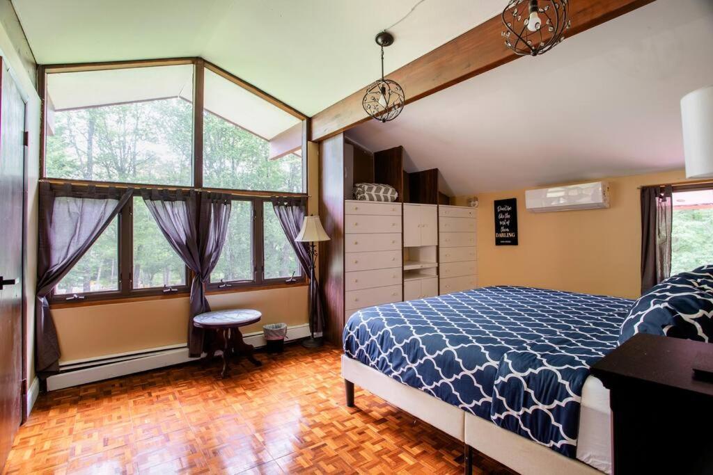 Sunset Estate In The Catskills Монтичело Екстериор снимка