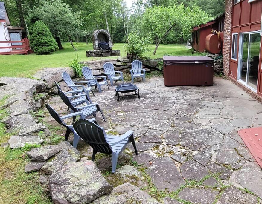 Sunset Estate In The Catskills Монтичело Екстериор снимка