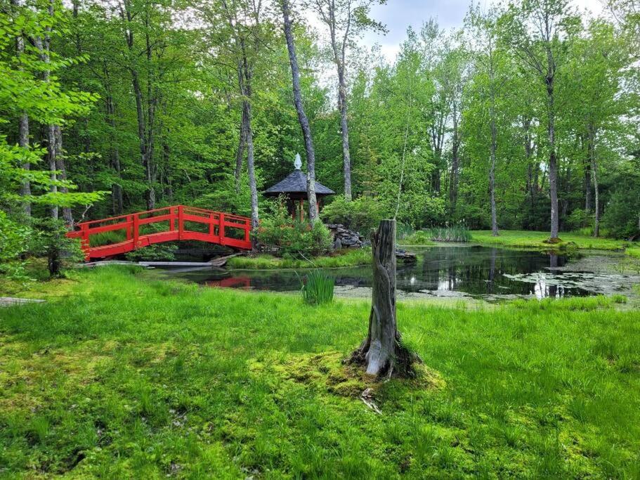 Sunset Estate In The Catskills Монтичело Екстериор снимка