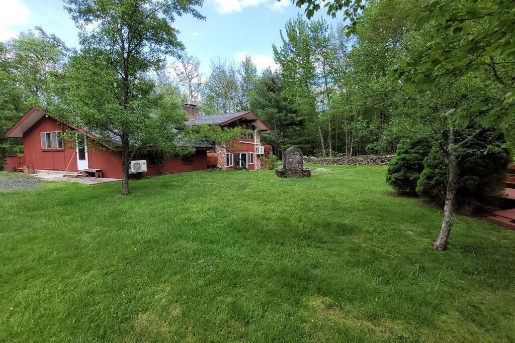 Sunset Estate In The Catskills Монтичело Екстериор снимка