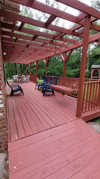 Sunset Estate In The Catskills Монтичело Екстериор снимка